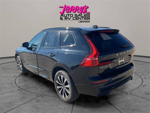 2025 Volvo XC60 B5 Plus Dark Theme