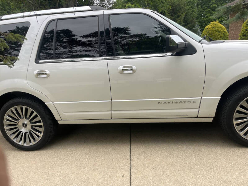 2017 Lincoln Navigator Select