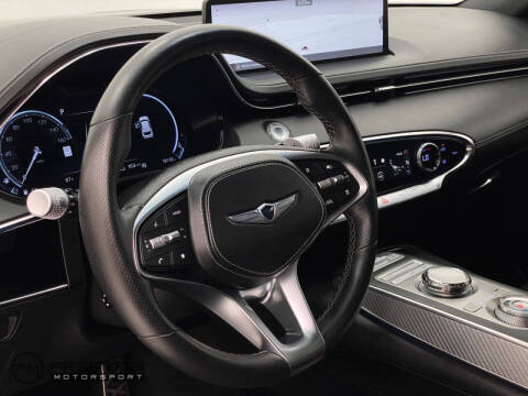 2023 Genesis GV70 2.5T Standard