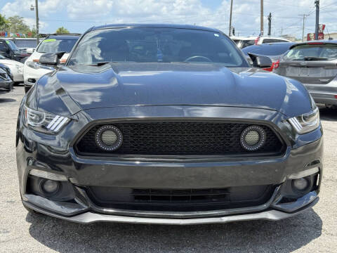 2016 Ford Mustang V6