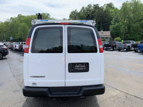 2025 Chevrolet Express 2500