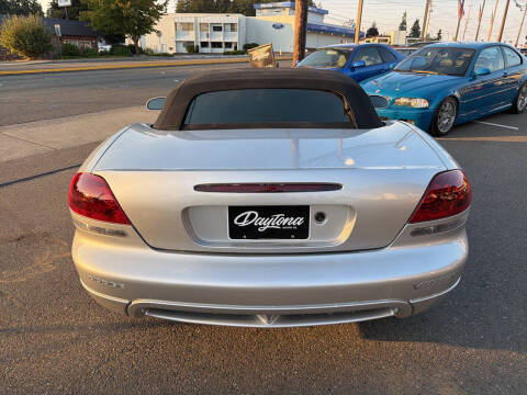 2004 Dodge Viper SRT-10