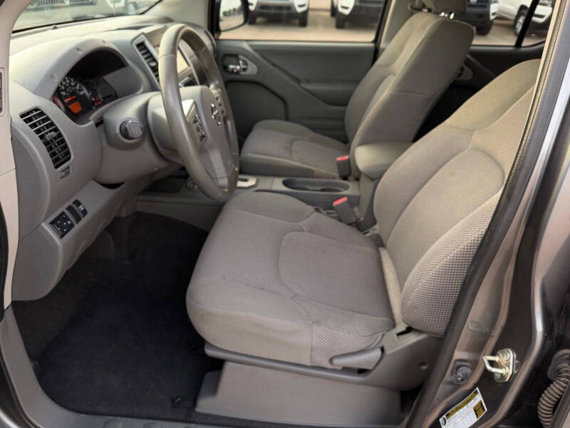 2020 Nissan Frontier SV