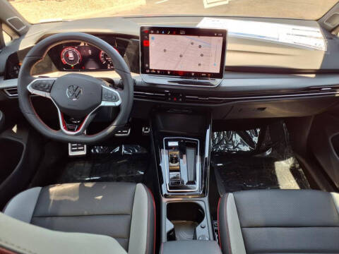 2025 Volkswagen Golf GTI SE