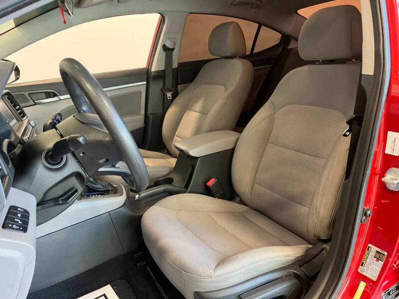 2020 Hyundai Elantra