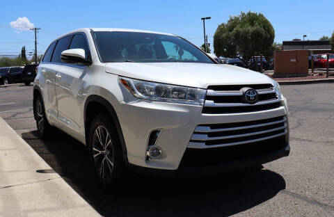 2017 Toyota Highlander LE Plus