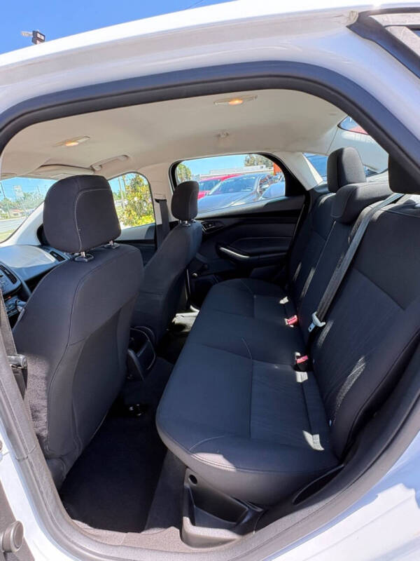 2016 Ford Focus S