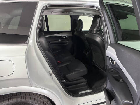 2023 Volvo XC90 B5 Core