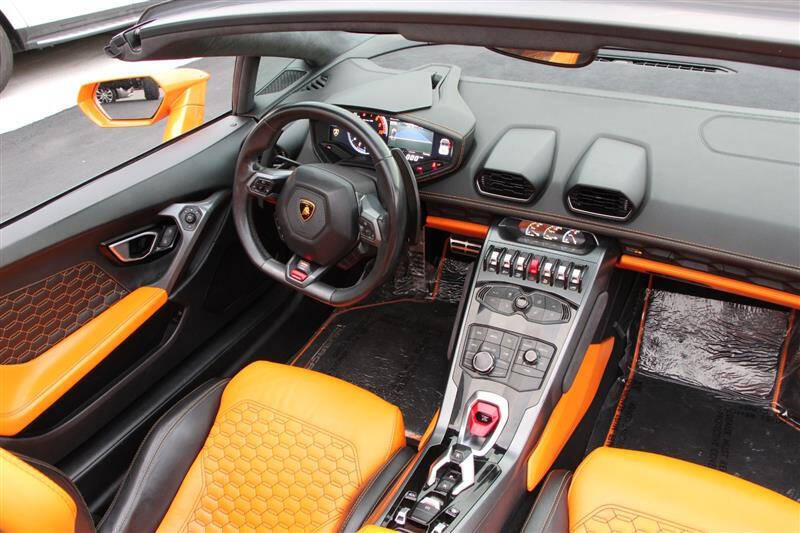 2017 Lamborghini Huracan LP 580-2 Spyder