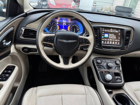 2015 Chrysler 200 C