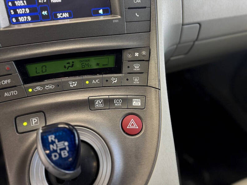 2013 Toyota Prius Two