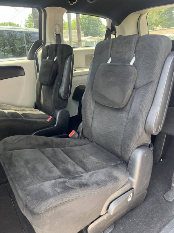 2015 Dodge Grand Caravan American Value Package