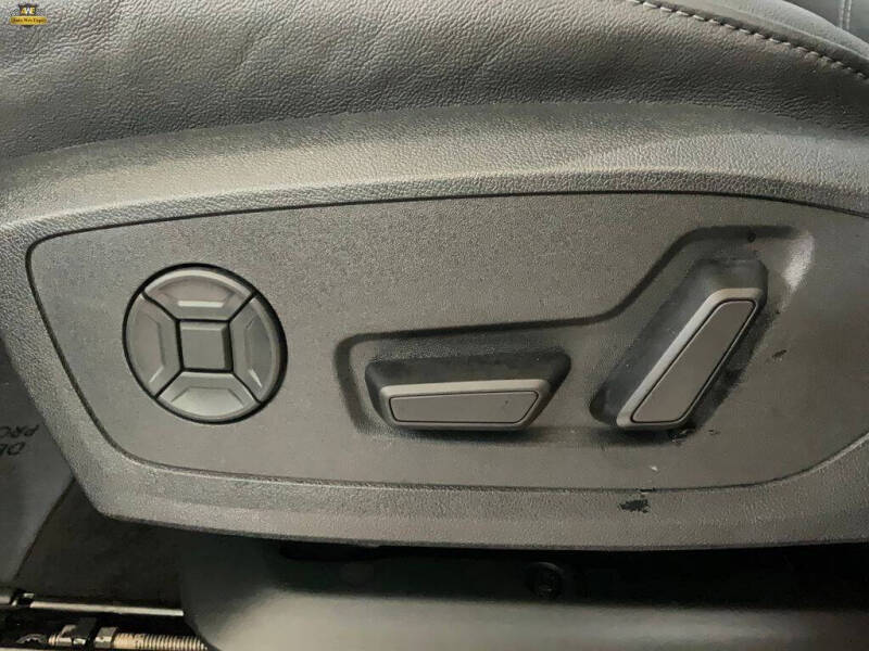 2025 Audi Q6 e-tron Premium