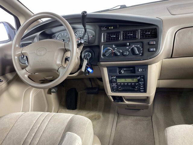 2000 Toyota Sienna
