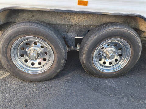 2015 Pacific Coachworks POWERLITE 19EX