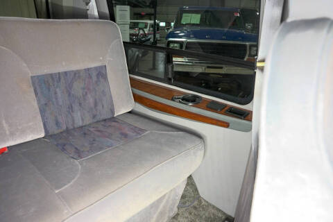 1999 Ford E-Series E-150