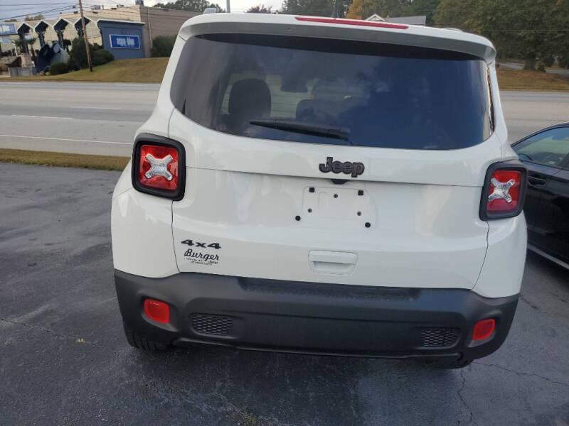 2023 Jeep Renegade Latitude