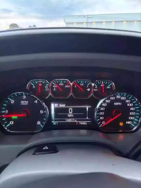 Image 2 of 2017 GMC Sierra 1500