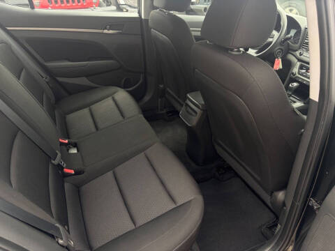 2018 Hyundai Elantra SEL