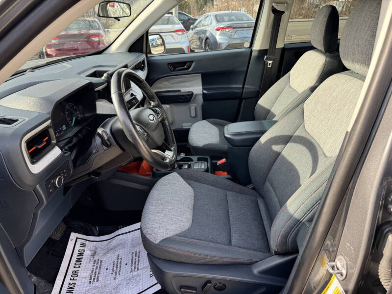 2022 Ford Maverick XL