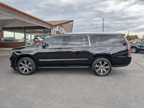 2017 Cadillac Escalade ESV Platinum