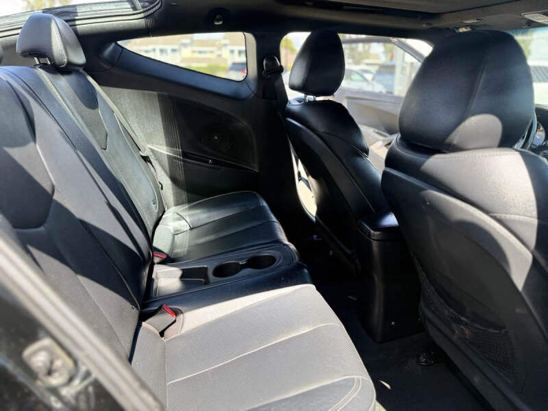 2017 Hyundai Veloster Value Edition