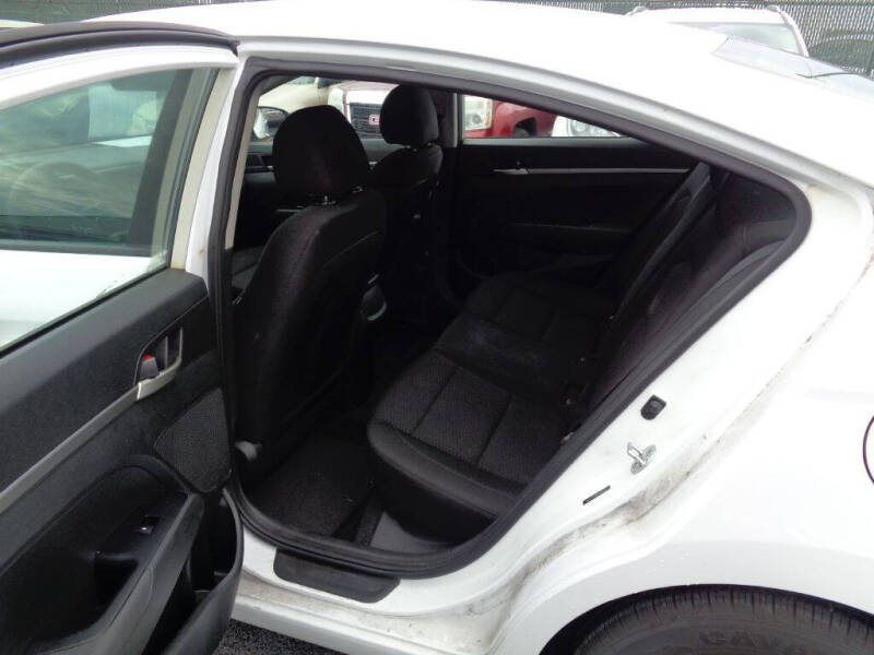 2019 Hyundai Elantra