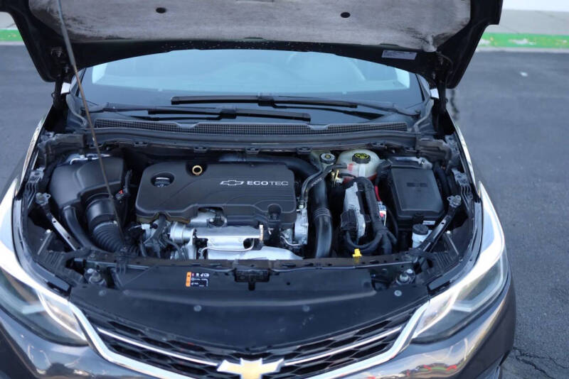 2017 Chevrolet Cruze LT Auto