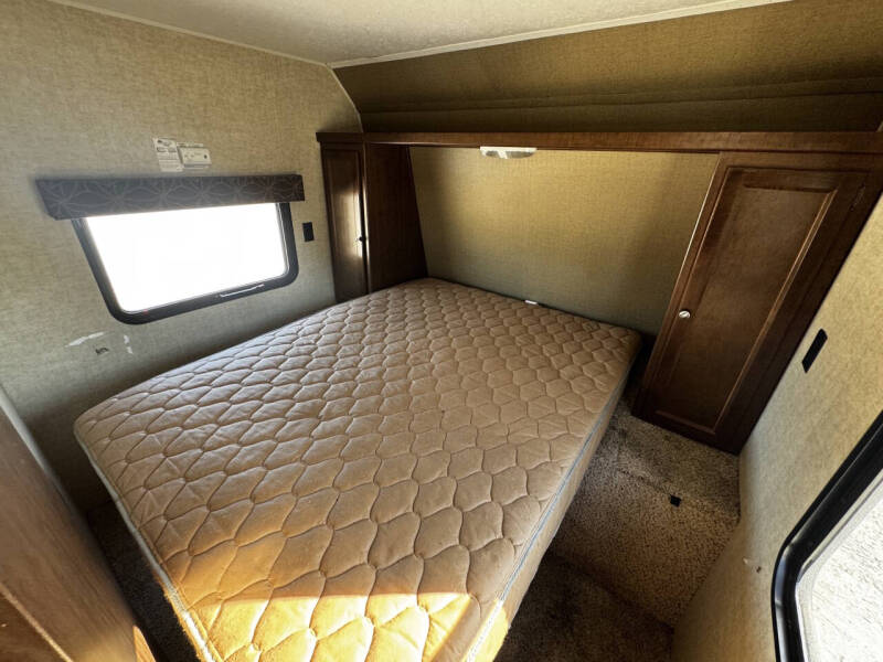 2016 Keystone RV Hideout