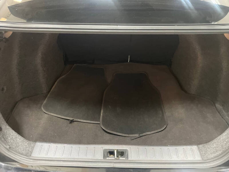 2020 Nissan Versa SR