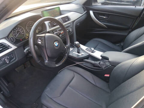 2014 BMW 3 Series 320i