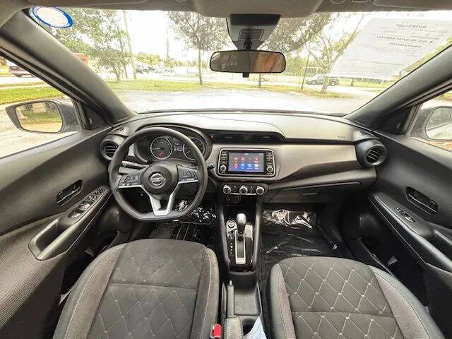 2020 Nissan Kicks S
