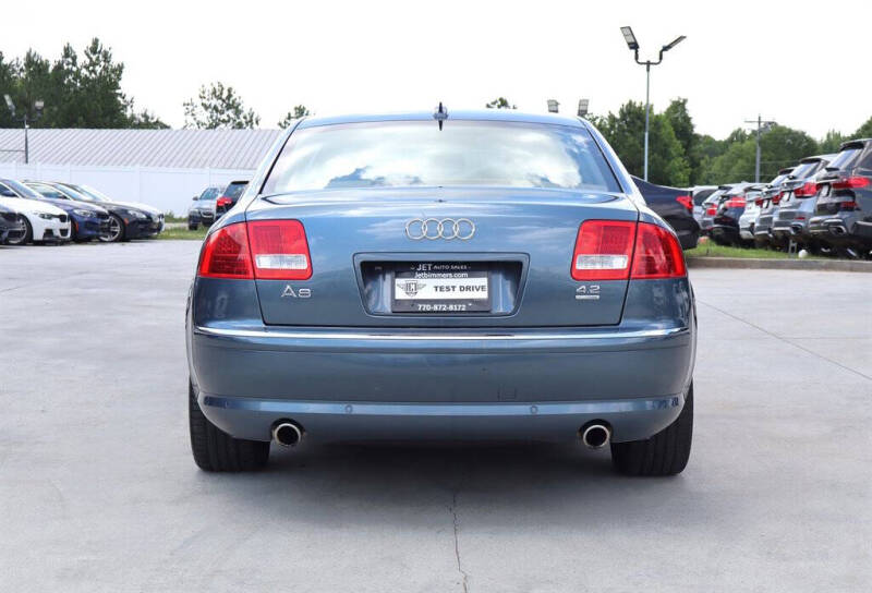 2005 Audi A8 quattro