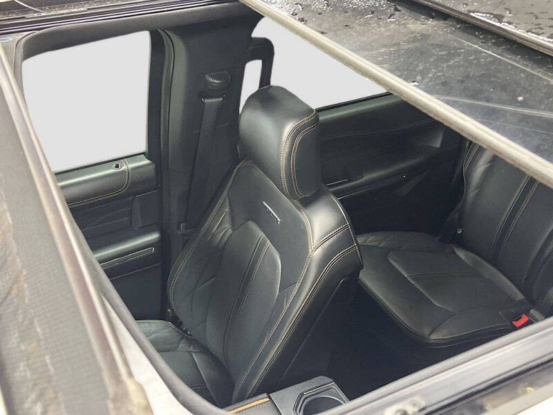 2022 Ford Expedition MAX Platinum