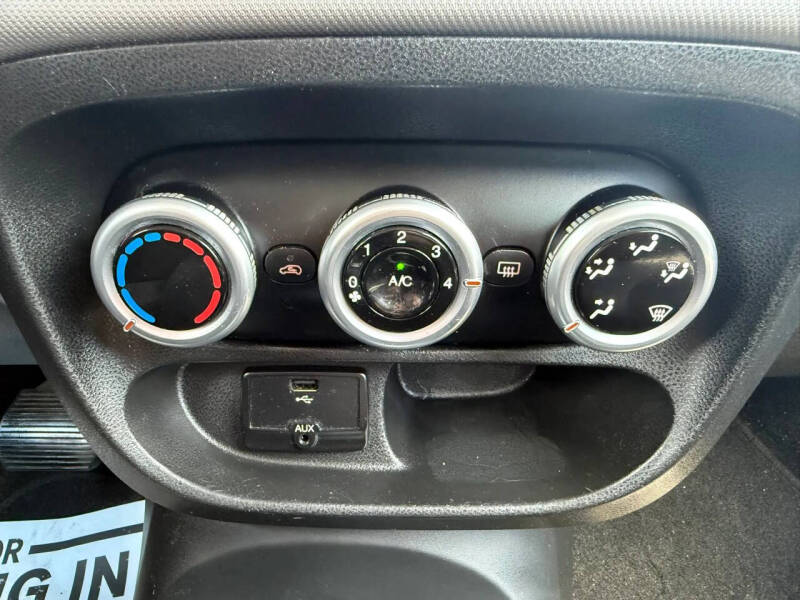 2015 FIAT 500L Easy