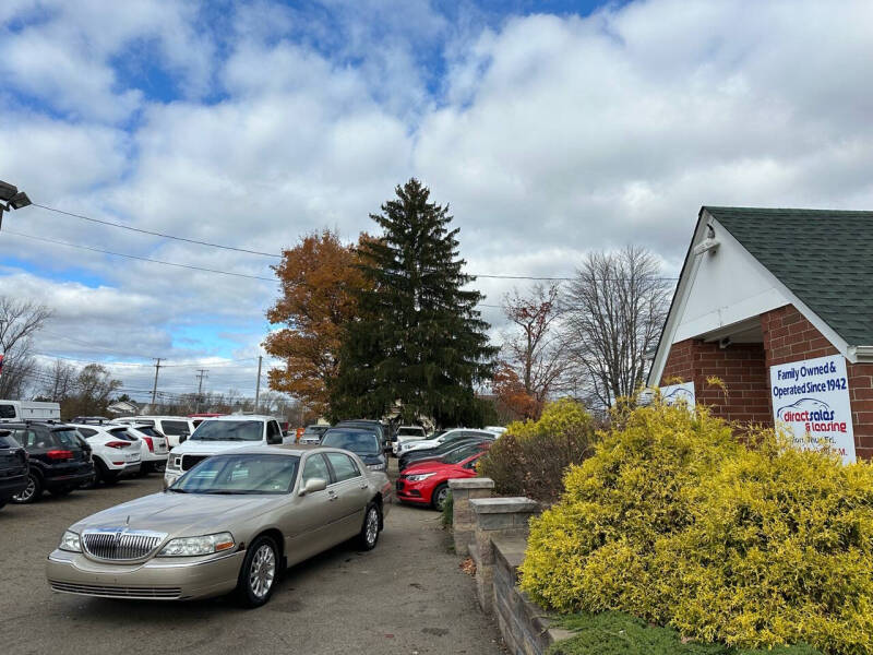 2006 Lincoln Town Car for sale at Direct Sales & Leasing in Youngstown OH