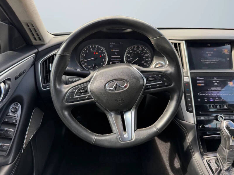 2022 Infiniti Q50 Luxe