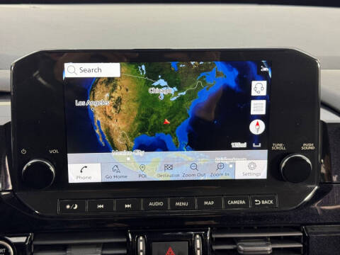 2022 Nissan Pathfinder SL