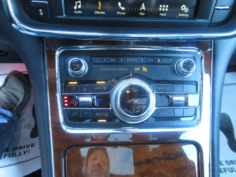 2017 Lincoln Continental Reserve