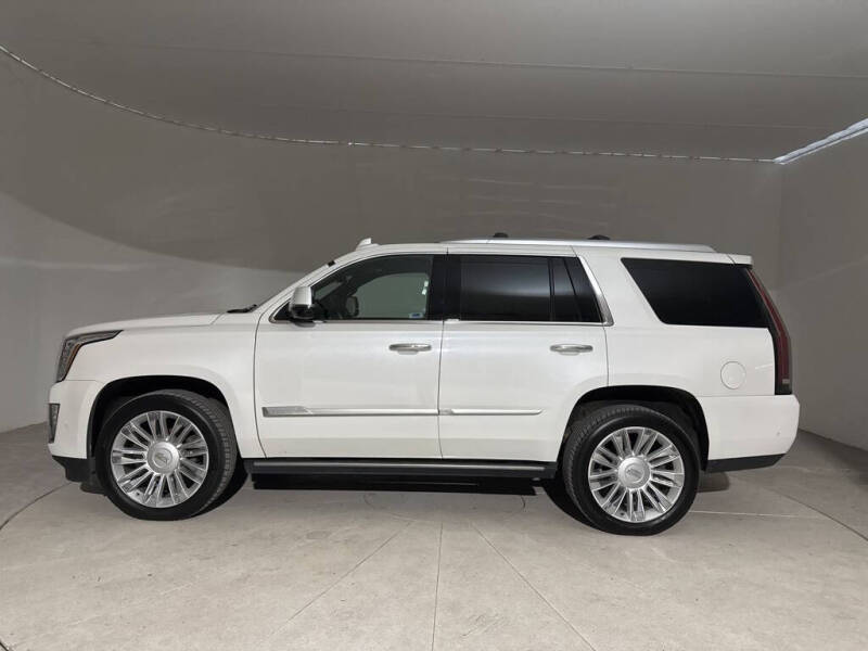 2018 Cadillac Escalade Platinum