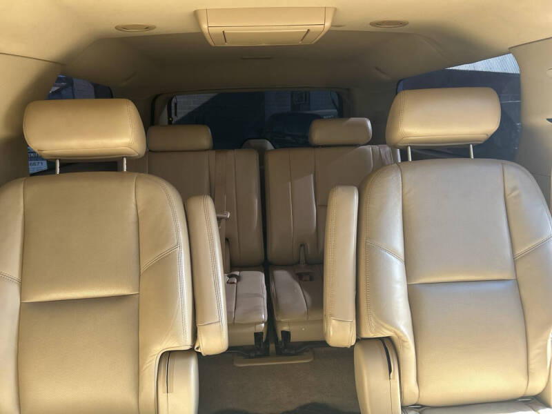 2010 Cadillac Escalade ESV Luxury