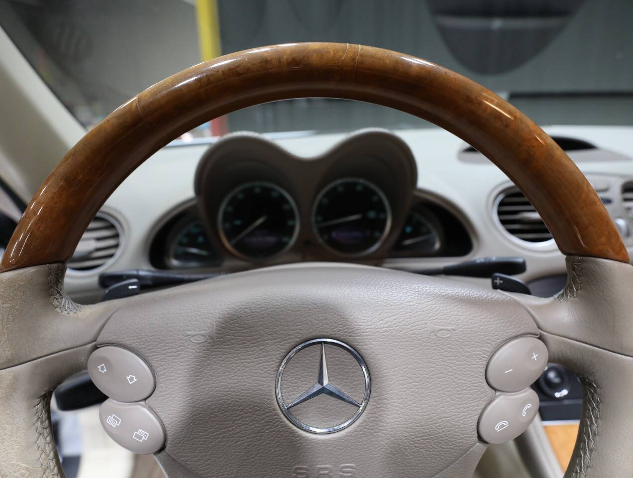 2007 Mercedes-Benz SL-Class 42