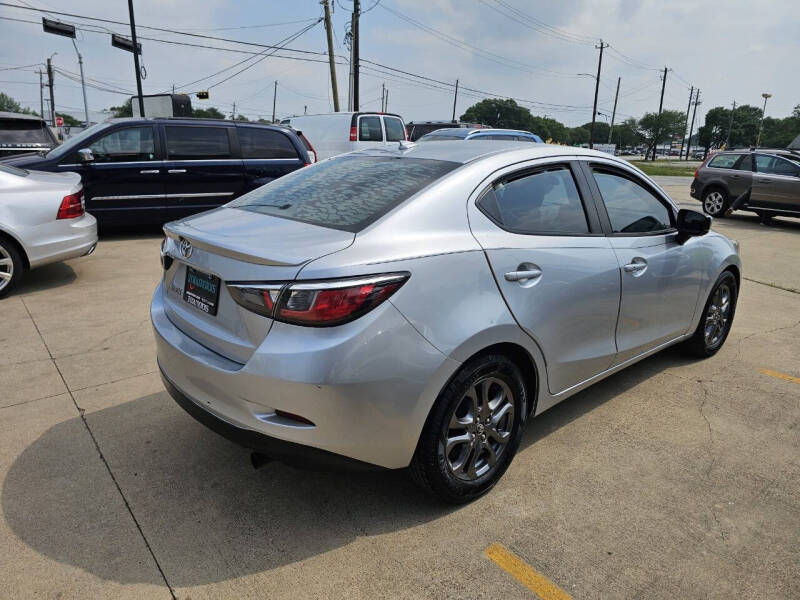 2019 Toyota Yaris LE