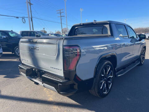 2024 GMC Sierra EV Denali Edition 1