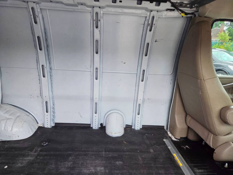 2019 Chevrolet Express 2500