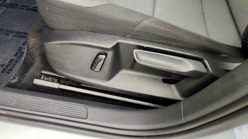 2016 Volkswagen e-Golf SE