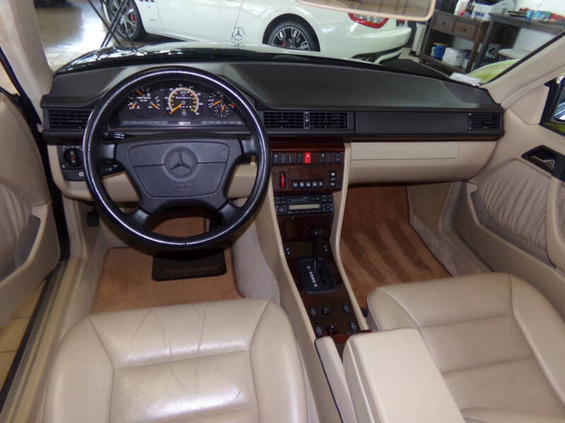 1995 Mercedes-Benz E-Class E 320