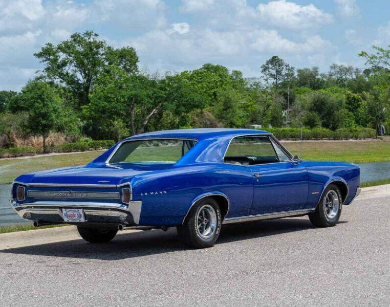 1966 Pontiac Le Mans