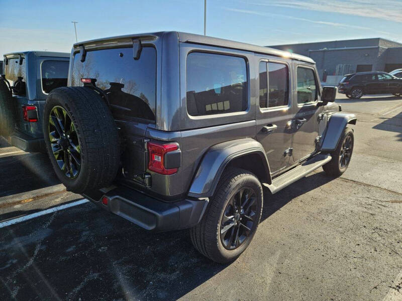2025 Jeep Wrangler Sahara 4xe