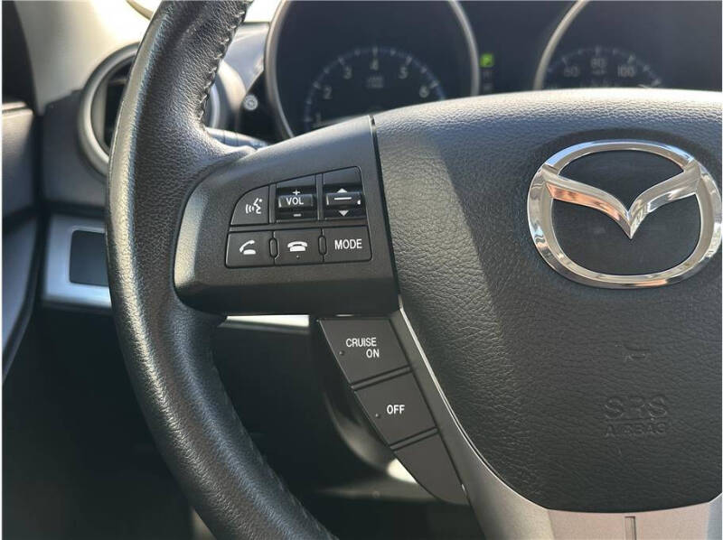 2013 Mazda MAZDA3 i Touring